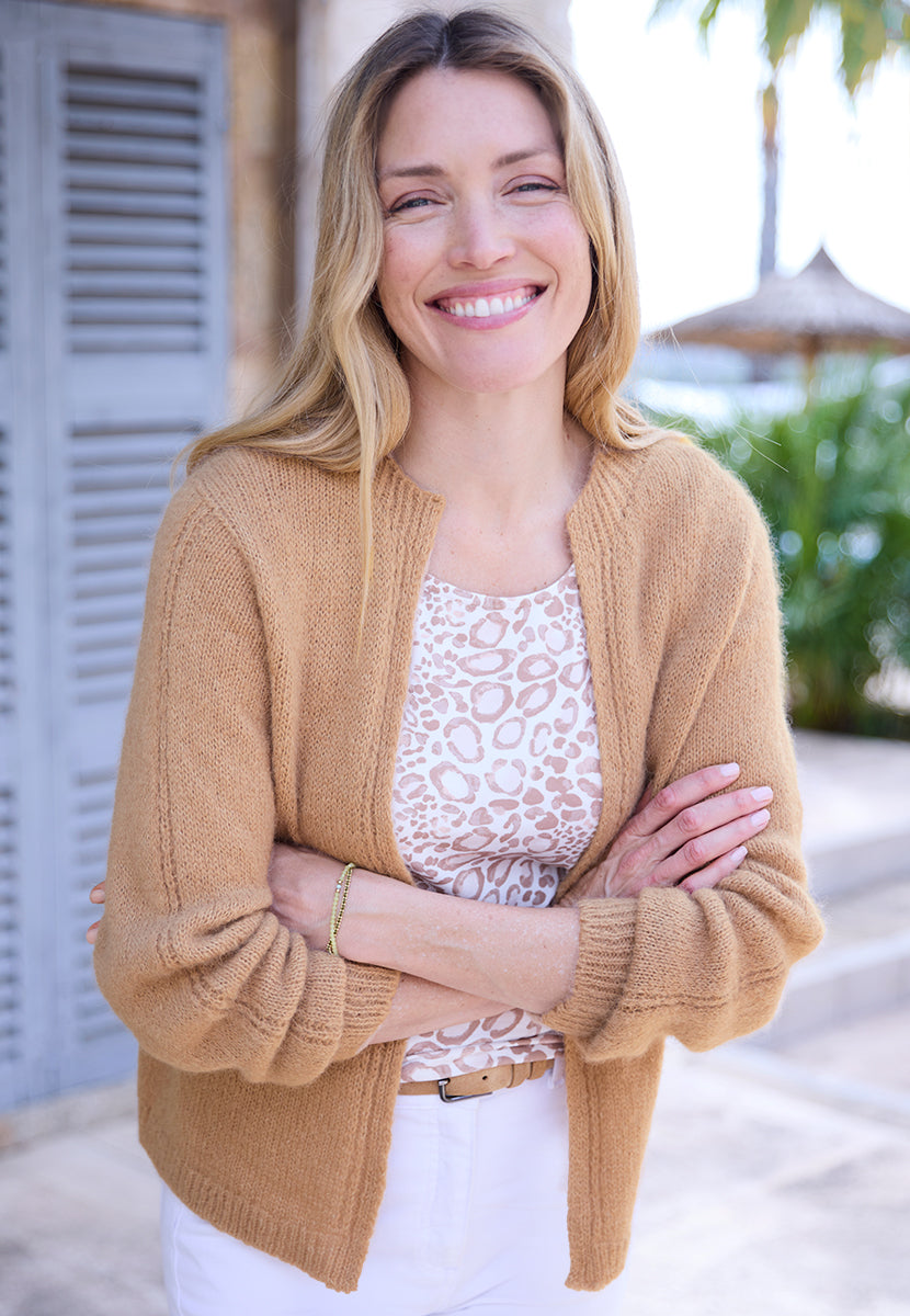 Alice Cardigan - Soft Tan Alpaca Blend Crew Neck – Bella di Notte