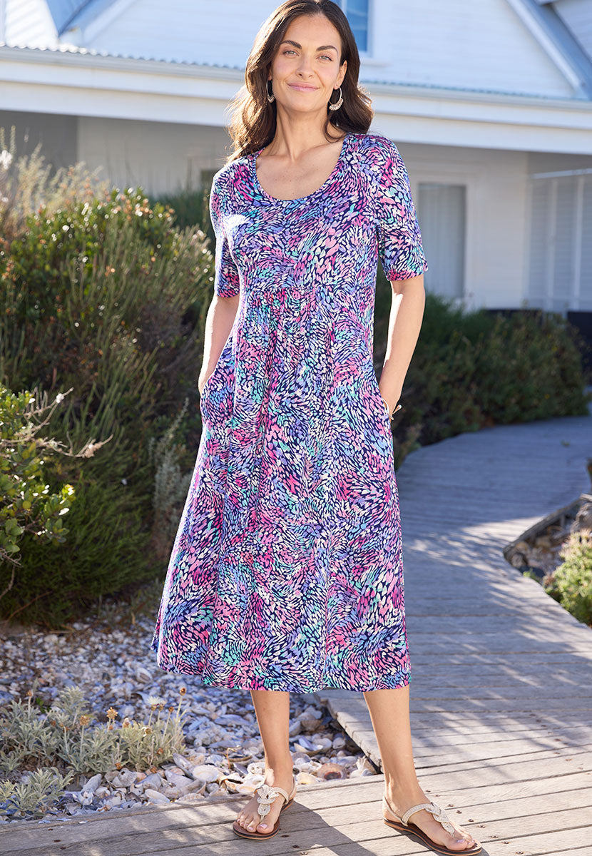Lucy Short Sleeve Pull on Jersey Dress