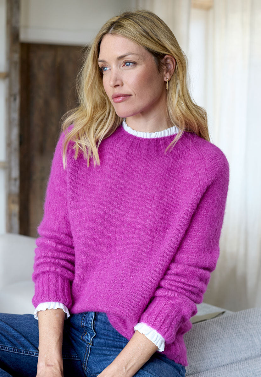Alessia Alpaca Knit Jumper - Soft Magenta Crafted in the UK From Fluffy Peruvian Alpaca-Rich Blend Seamless Easy-Wear Crew Neck Jumper