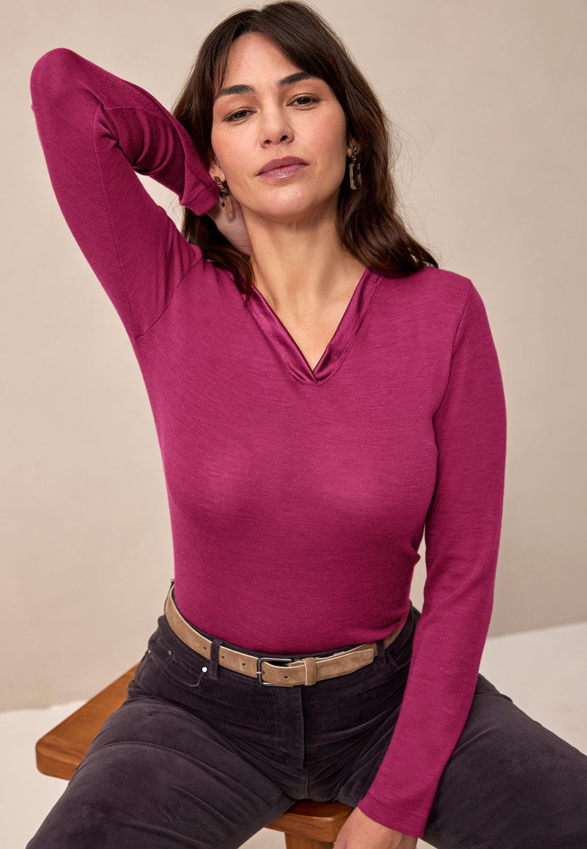 Chiara V-Neck Long Sleeve Merino Top - Winter Raspberry