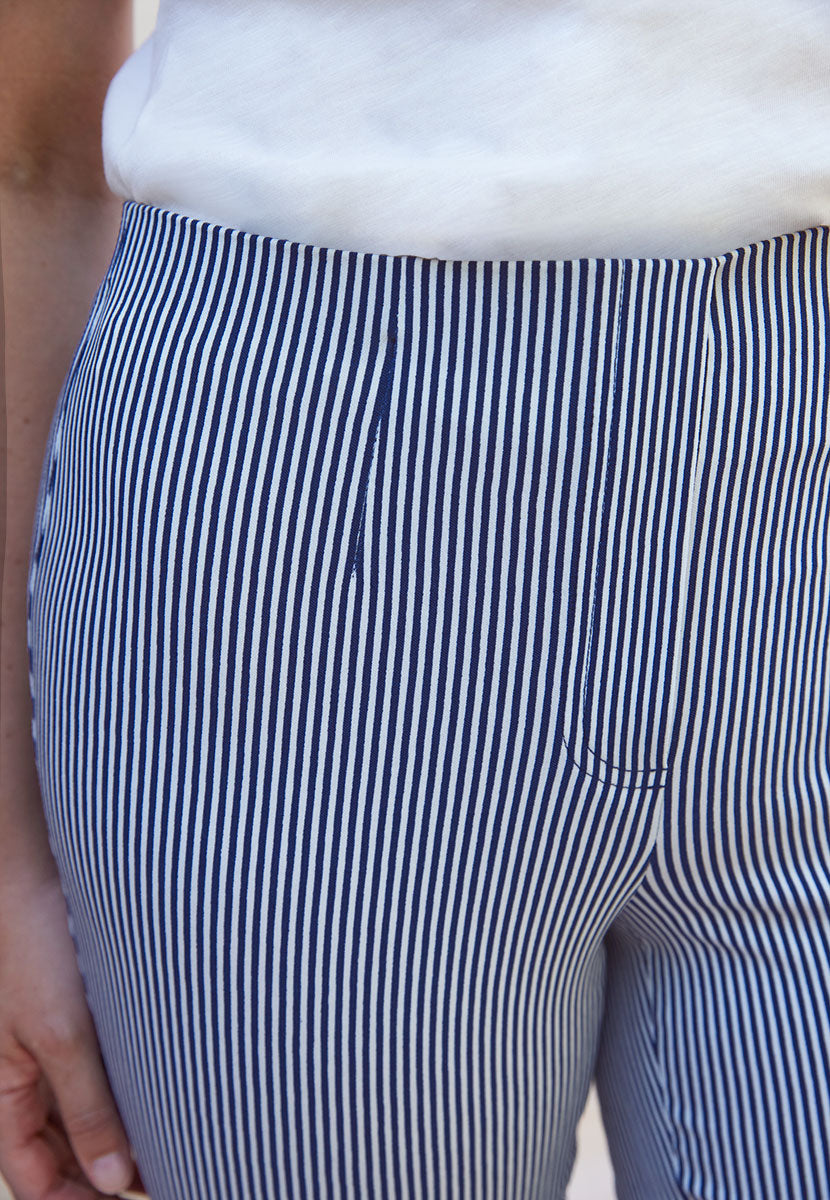 Chloe Slim Leg Pull On Cropped Trouser - Navy Stripe