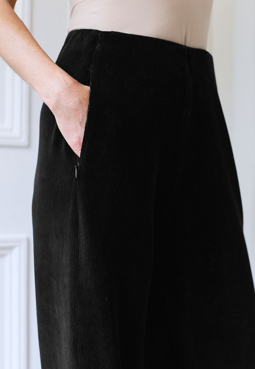 Fiona Cord Velour Trouser Black Detail View