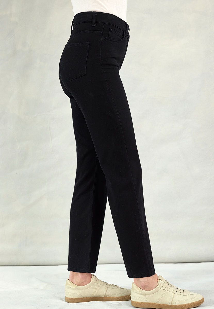 Gloria Straight Leg Jean - Black