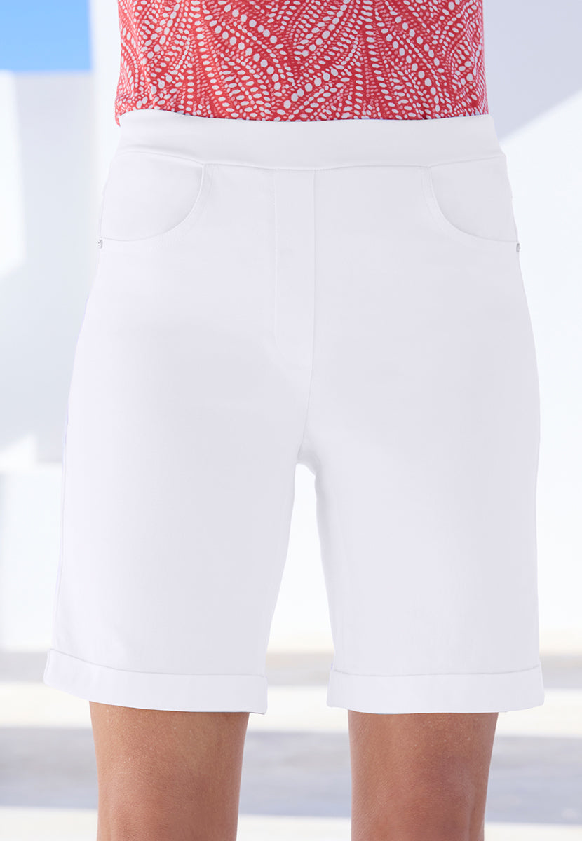 Hayley Pull on Stretch Shorts - White