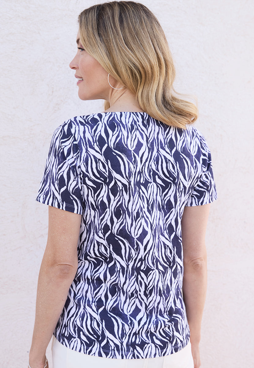 Jody Short Sleeve V-Neck Cotton Top - Navy Print