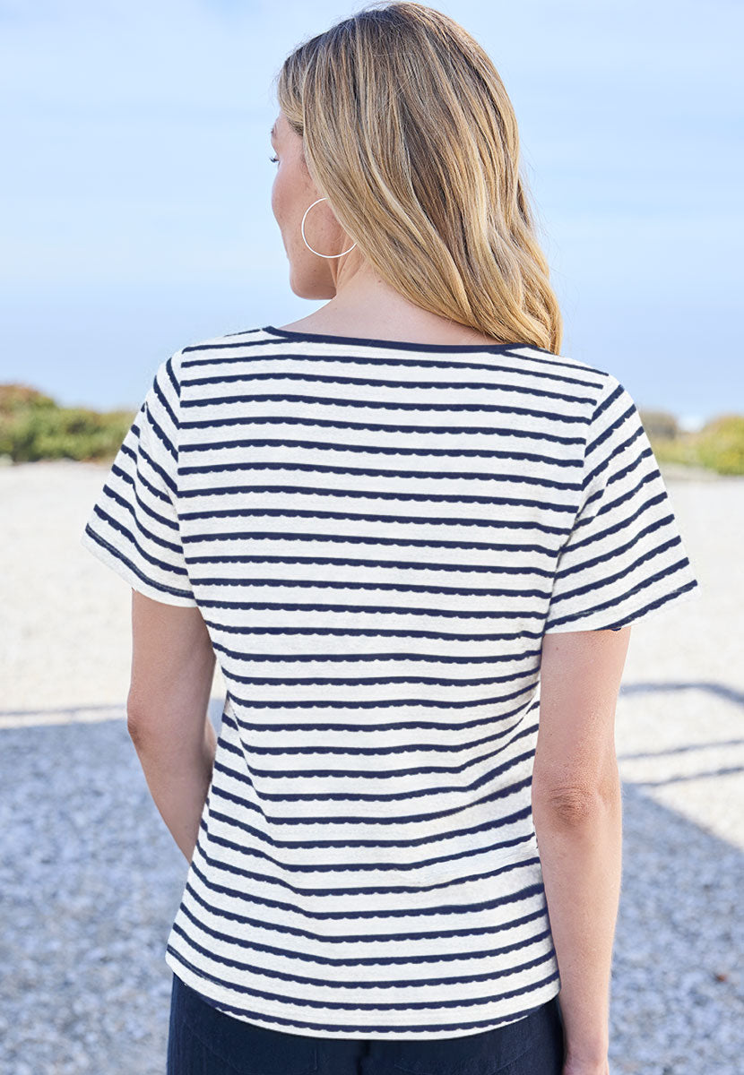 Lilah Short Sleeve V-Neck Top - Navy Stripe