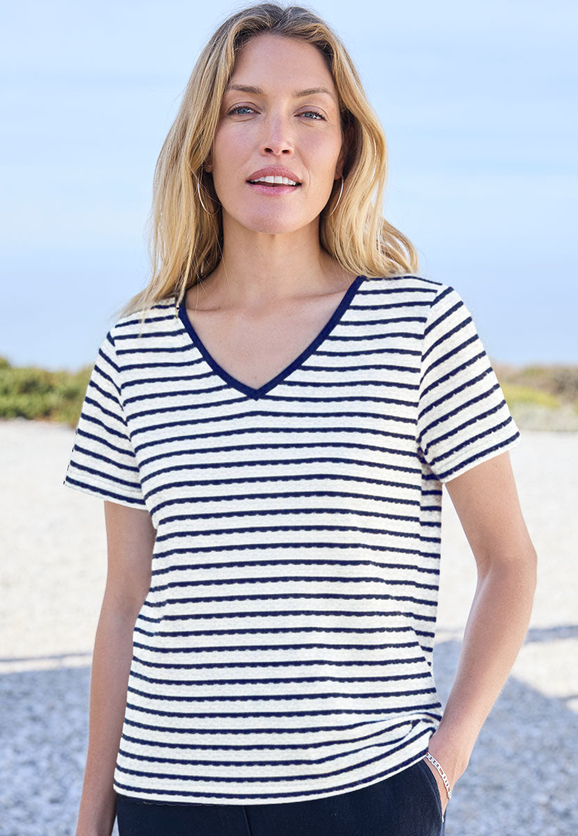 Lilah Short Sleeve V-Neck Top - Navy Stripe