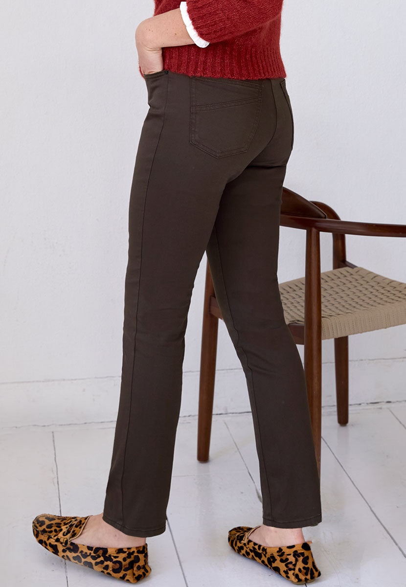 Brax Pull On Pamina 27 Inch Leg Trouser - Dark Chocolate Raphaela Range Slim Fit Straight Leg Style High Rise Five Pockets Two Way Stretch Back View