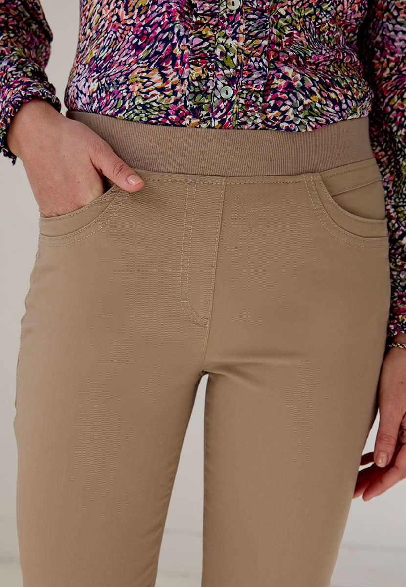 Brax Pull On Pamina 27 Inch Leg Trouser - Warm Sand Raphaela Range Slim Fit Straight Leg Style High Rise Five Pockets Two Way Stretch Front Detail View