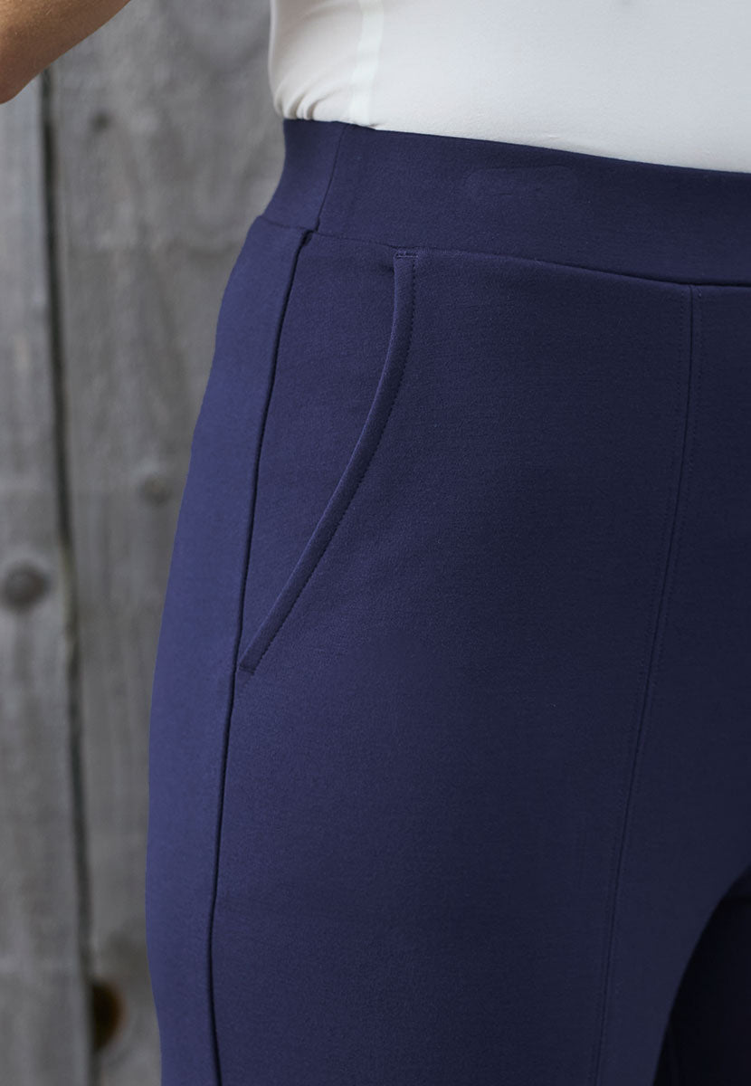 Rosa Pull on Wide Leg Trouser - Navy Detail View
