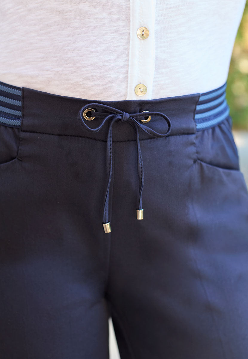 TONI Sarah Wide Crop Trouser - Dark Navy Stretch Waistband and Drawcord with Metal Anglets Front Detaill View