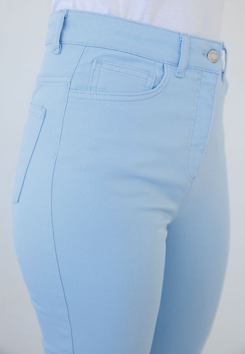 Sophia Slim Leg Jean - Soft Blue Front Close