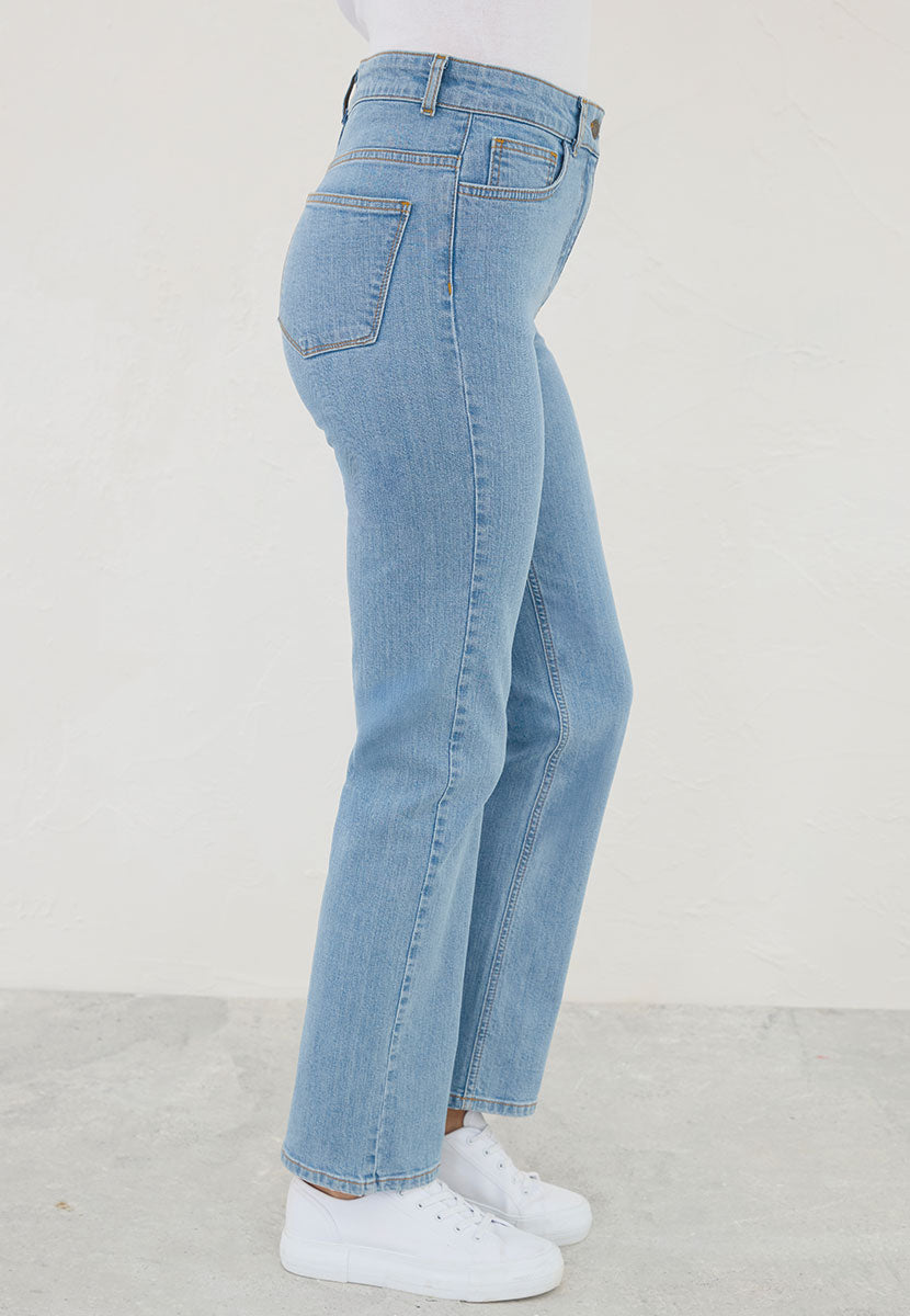 Stevie Straight Leg Jean - Light Denim Side View