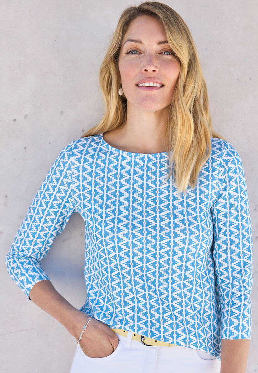 Suzi 3/4 Sleeve Boat Neck Cotton Top - Cotton Blue Print
