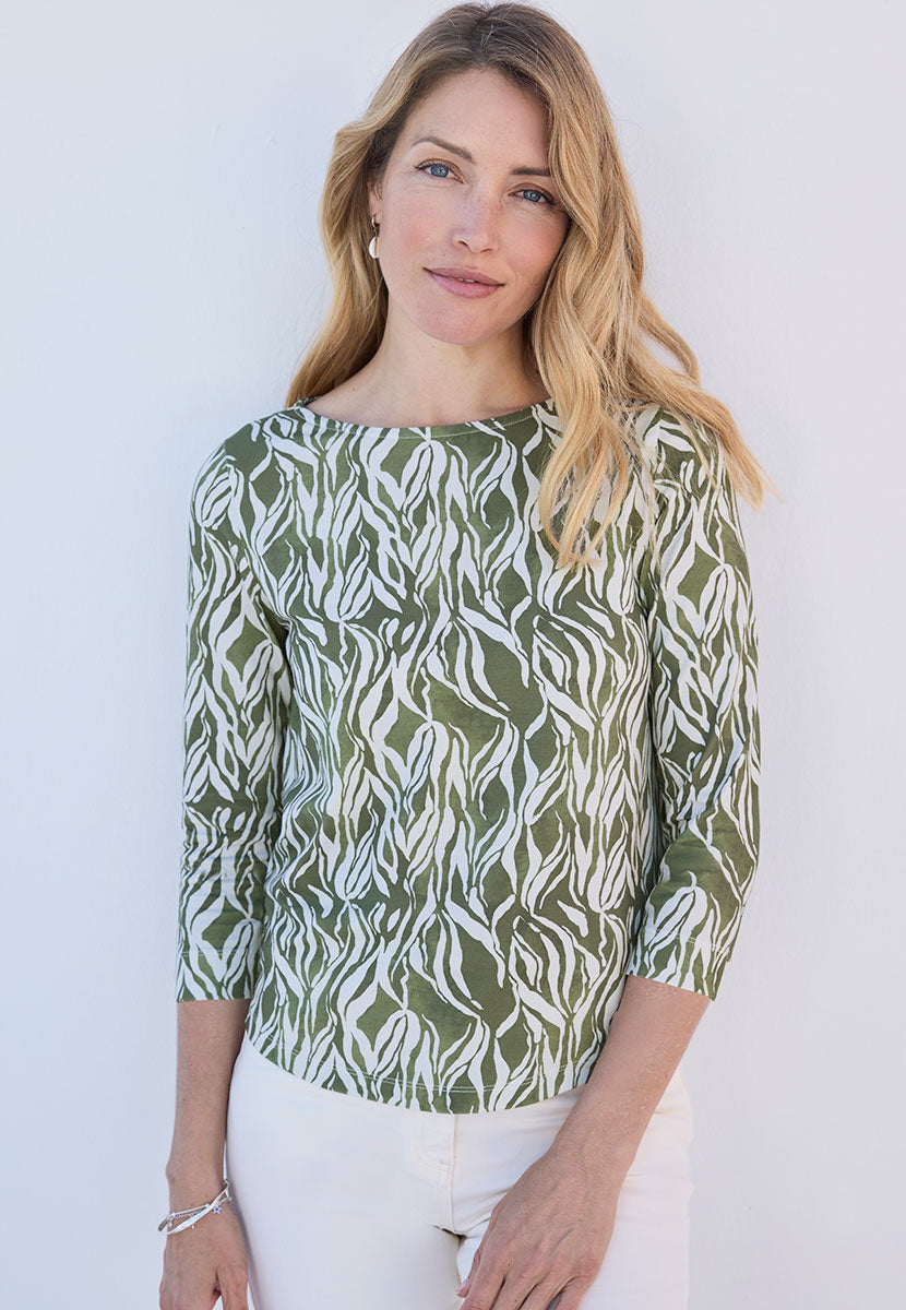 Suzi 3/4 Sleeve Boat Neck Cotton Top - Khaki Print