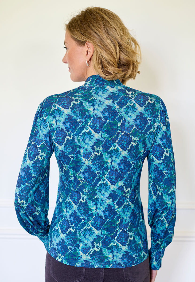 Tamara Long Sleeve V-Neck Top - Veneta Print