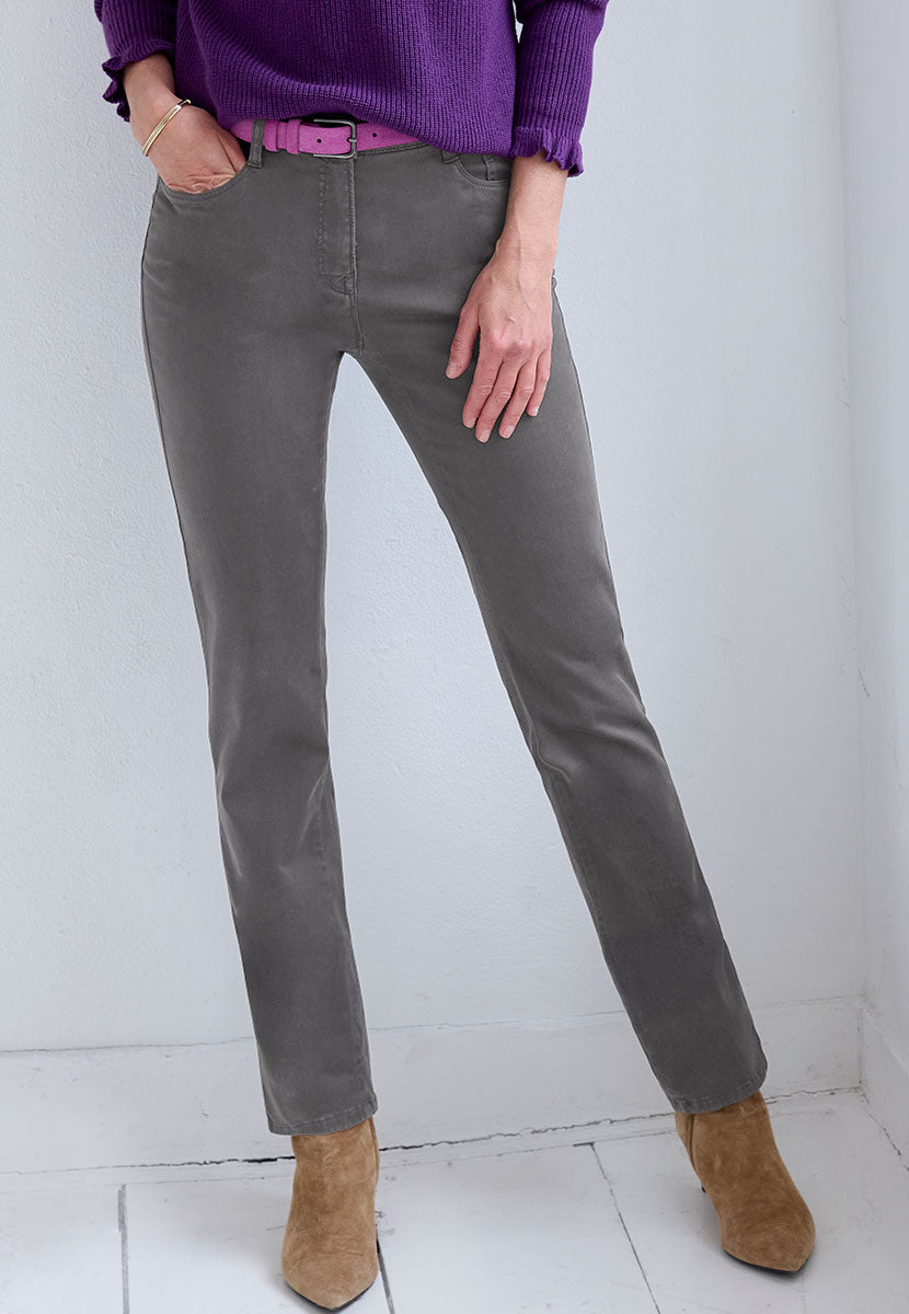 BRAX Winter Dream Carola Fit 30 Inch Leg Trouser - Smoke Dark Grey Soft Smart Cashmere Touch Trouser Light and Warm Yarn For Great Shape Retention