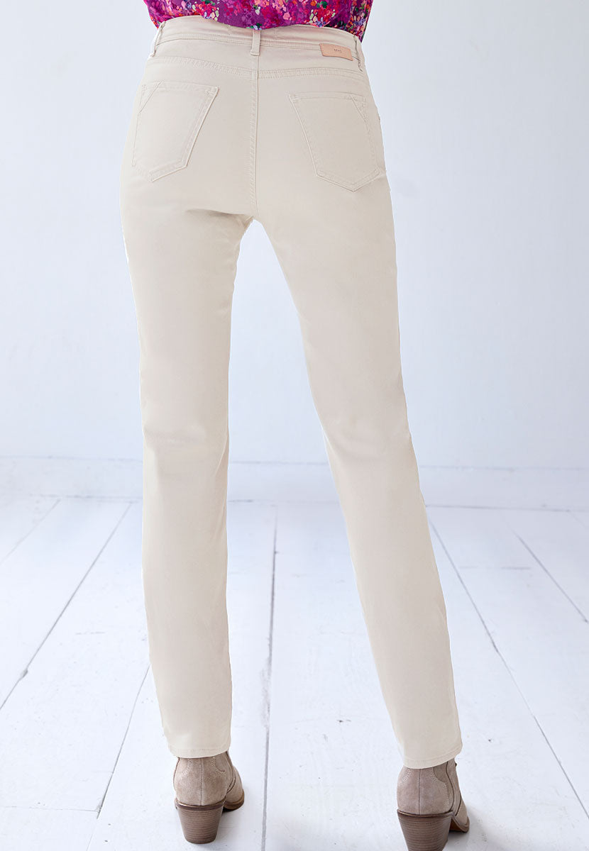 BRAX Winter Dream Mary Fit Trouser - Ecru