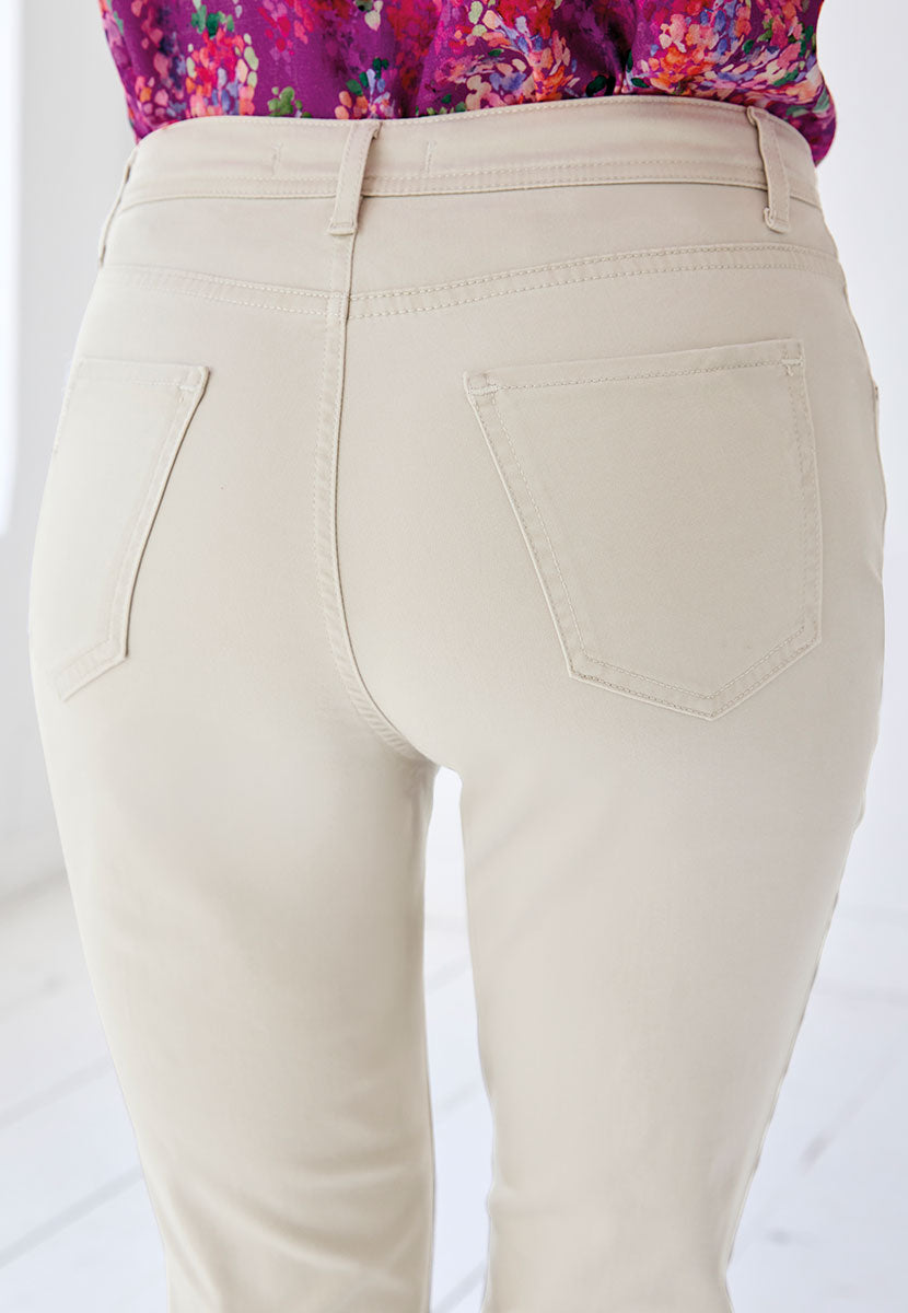 BRAX Winter Dream Mary Fit Trouser - Ecru