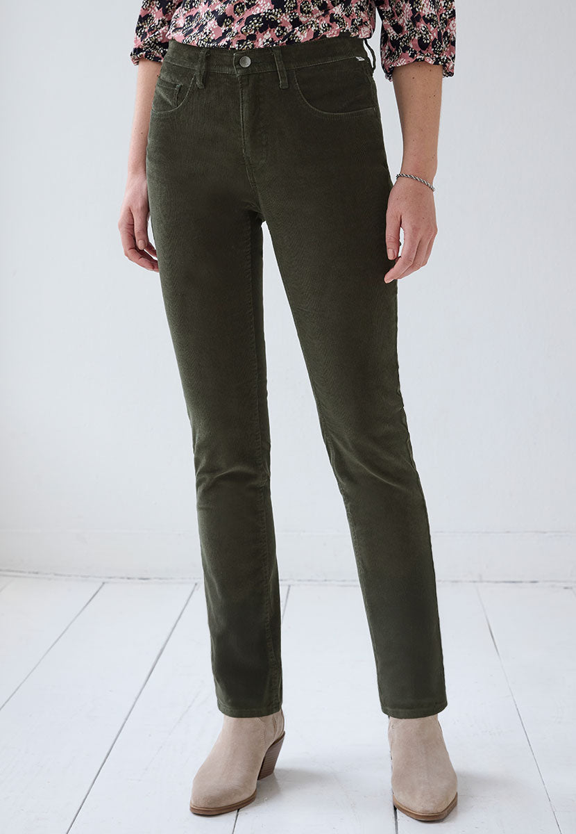 BRAX Premium Cord Carola Fit Trouser 30 Inch Leg - Khaki Soft Stretchy Needlecord Flattering Modern Five Pocket Style Zip and Fly