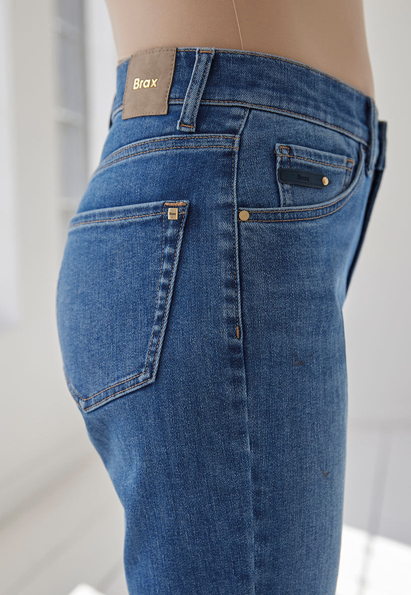 May Slim Leg Ankle Grazer Jean - Mid Denim
