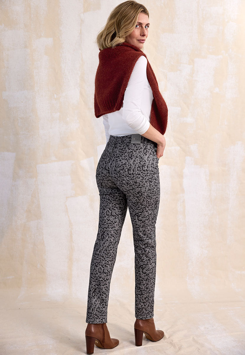 BRAX Winter Dream Mary Fit Trouser - Grey Leopard Print