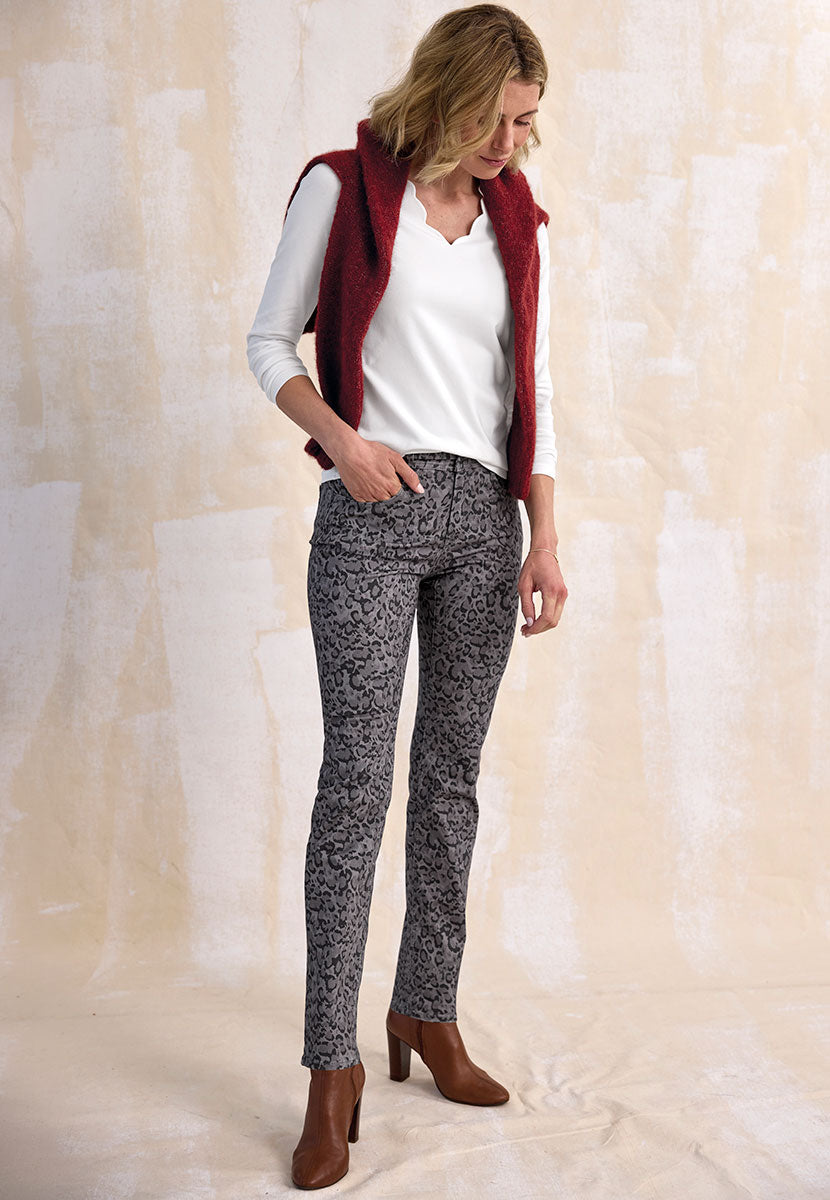BRAX Winter Dream Mary Fit Trouser - Grey Leopard Print
