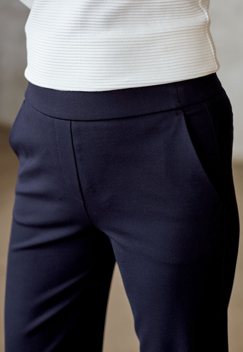 TONI Jenny Wide Leg Trouser 30 Inch Leg - Dark Navy Front Detail View