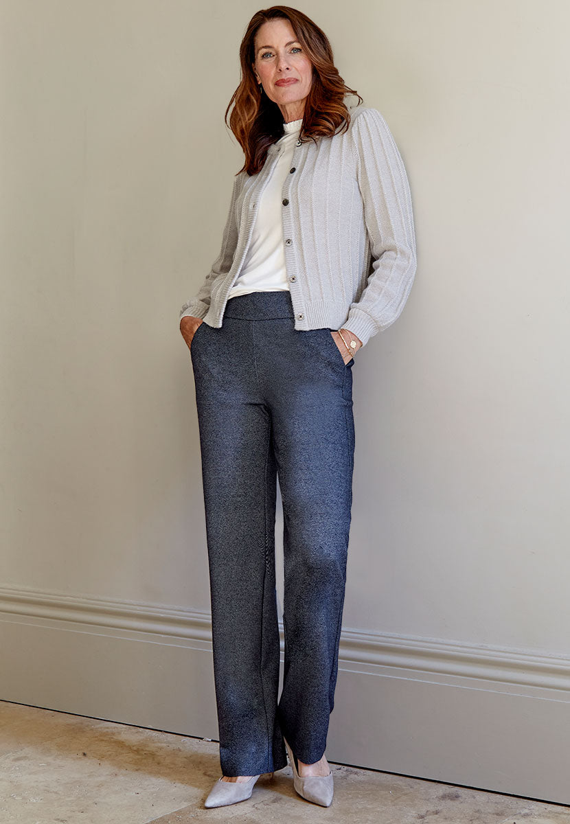 TONI Jenny 30 Inch Wide Leg - Navy Fleck Dark Blue and White Squared Easy Wear Faux Fly Slant Pocket Stretch Waist Higher Rise Style Front Alt View