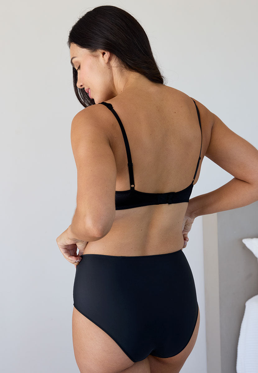 WACOAL Eglantine Underwired Bra - Black Back View
