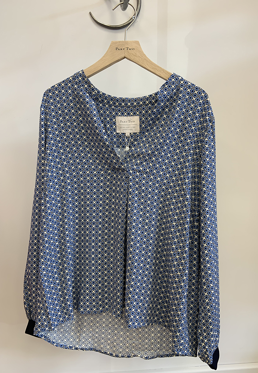 Blue-Geo-blouse-part-2